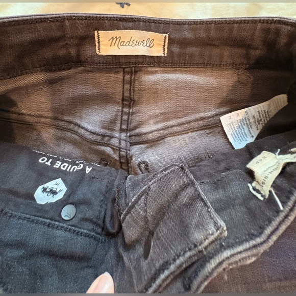 Madewell Distressed Curvy High-Rise Skinny Jeans - Picture 6 of 7